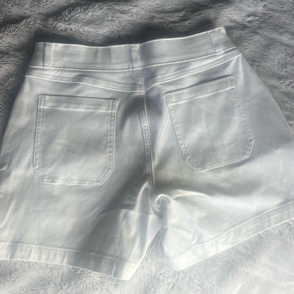 SPANX White Women's Shorts - Picture 3 of 4